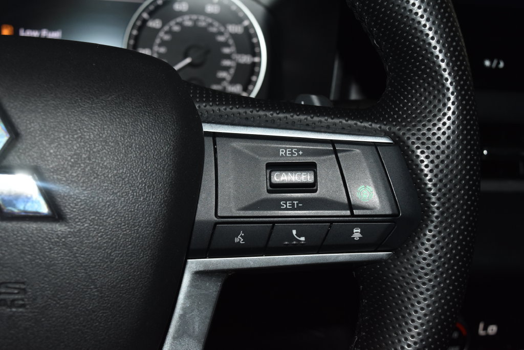 Used 2025 Mitsubishi Outlander SE AWD/4WD image 9
