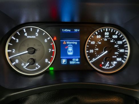 Certified 2025 Nissan Sentra S image 28