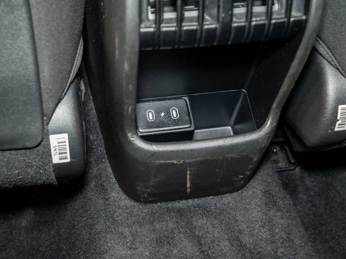Used 2025 Hyundai Kona SEL FWD image 25