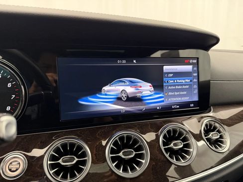 Used 2018 Mercedes-Benz E 400 4MATIC Coupe image 30