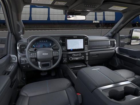 New 2026 Ford F250 Platinum AWD/4WD image 9