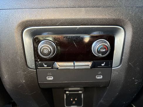 Used 2022 Chevrolet Tahoe Premier image 10