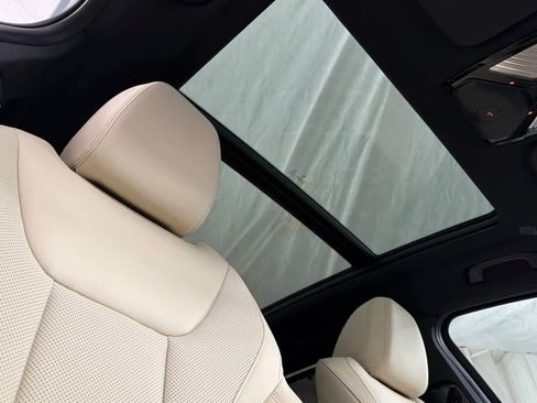 Used 2023 BMW X3 sDrive30i w/ Convenience Package image 17