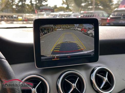 Used 2019 Mercedes-Benz GLA 250 4MATIC image 34