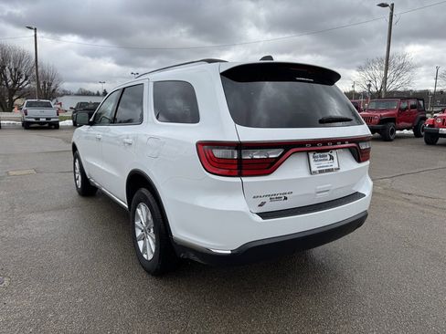 Used 2024 Dodge Durango SXT w/ 3rd Row Seating Group image 3