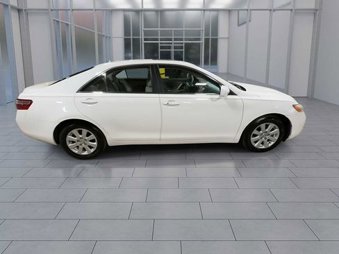 Used 2007 Toyota Camry XLE image 9