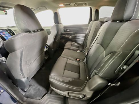 Used 2023 Subaru Ascent Premium w/ Convenience Package AWD/4WD image 23