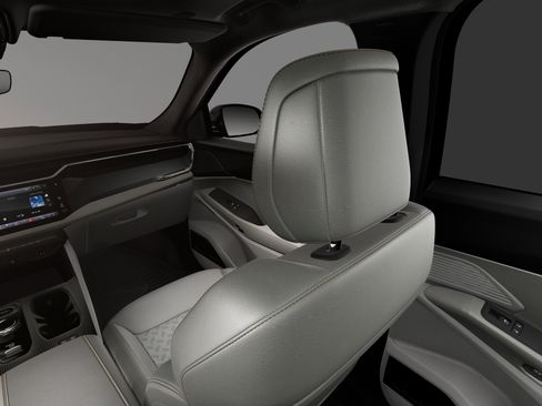 New 2026 Jeep Cherokee Overland image 7