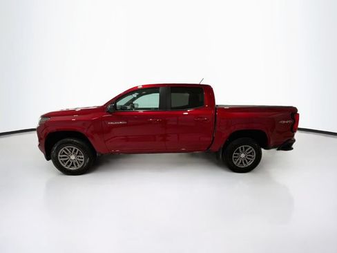 Used 2023 Chevrolet Colorado LT w/ LT Convenience Package II AWD/4WD image 4