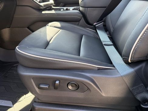 New 2026 GMC Yukon Elevation w/ LPO, Floor Liner Package RWD image 11