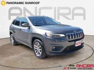 Used 2019 Jeep Cherokee Latitude Plus w/ Comfort/Convenience Group image 1