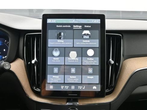 New 2026 Volvo XC60 B5 Plus w/ Climate Package AWD/4WD image 18