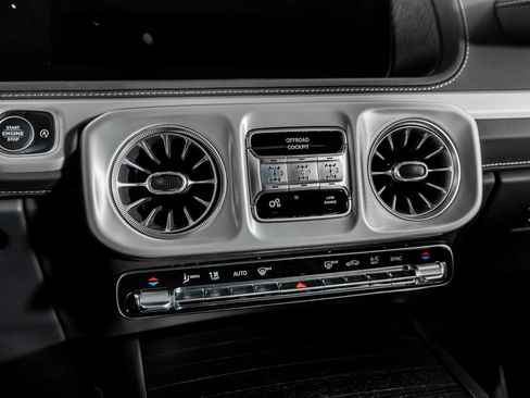 Used 2025 Mercedes-Benz G 63 AMG 4MATIC image 40