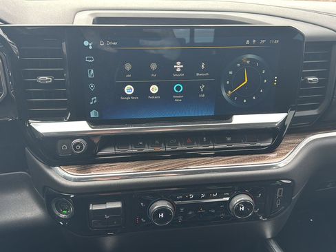 Used 2023 Chevrolet Silverado 1500 RST w/ Rally Edition image 15