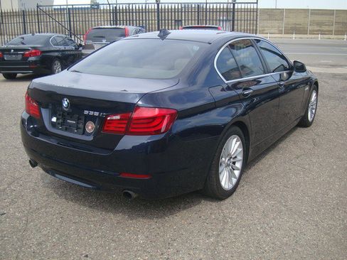 Used 2011 BMW 535i Sedan RWD image 5