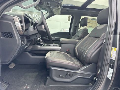 New 2026 Ford F250 Lariat w/ Black Appearance Package AWD/4WD image 45