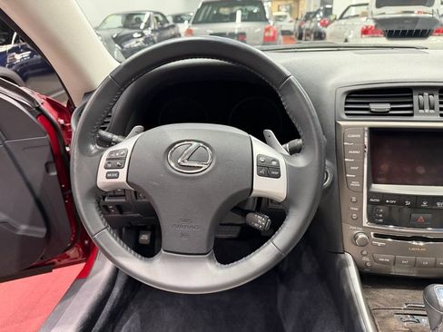 Used 2011 Lexus IS 250C w/ Luxury Pkg image 36