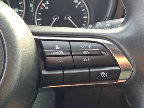 Used 2024 MAZDA MAZDA3 s image 32