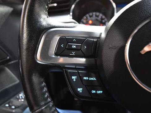 Used 2017 Ford Mustang GT w/ GT Performance Package RWD image 12
