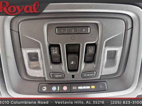 Used 2024 GMC Sierra 2500 AT4 w/ AT4 Preferred Package AWD/4WD image 25