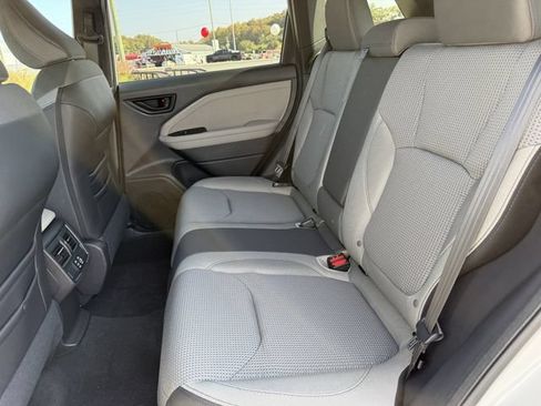 Used 2026 Subaru Forester Premium AWD/4WD image 14