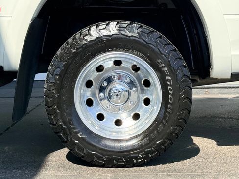 Used 2018 RAM 3500 Laramie Longhorn image 13