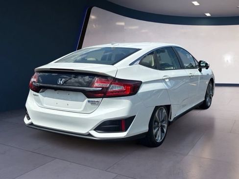 Used 2020 Honda Clarity Touring image 5
