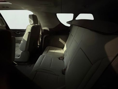 Used 2023 GMC Yukon XL Denali image 25