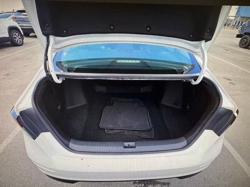 Used 2024 Honda Accord LX image 11