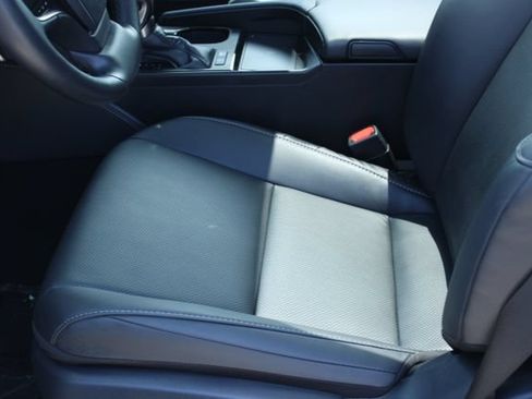 Used 2025 Lexus ES 300h w/ Premium Package FWD image 28