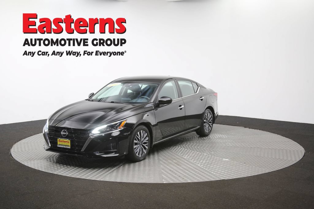 Used 2023 Nissan Altima 2.5 SV FWD image 56