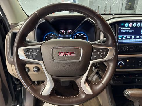 Used 2018 GMC Canyon SLT w/ Driver Alert Package AWD/4WD image 5