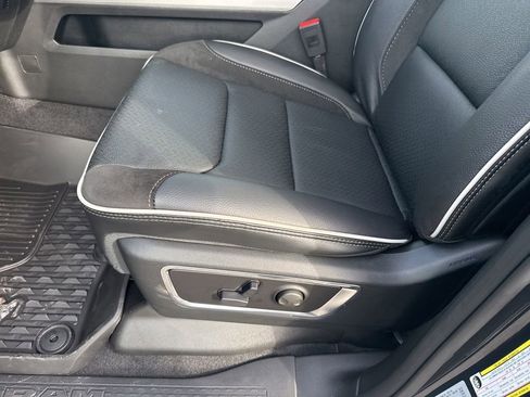 New 2026 RAM 1500 Laramie w/ Night Edition image 18