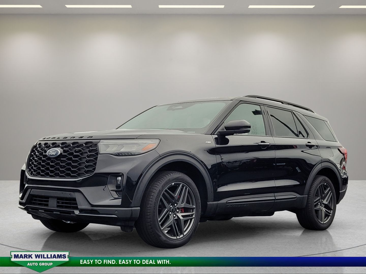 Used 2025 Ford Explorer ST-Line w/ ST-Line Street Pack AWD/4WD image 8