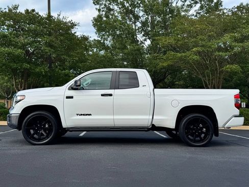 Used 2021 Toyota Tundra SR5 RWD image 3