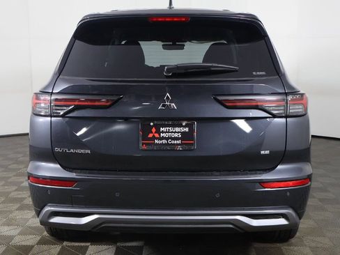 New 2026 Mitsubishi Outlander SE AWD/4WD image 13