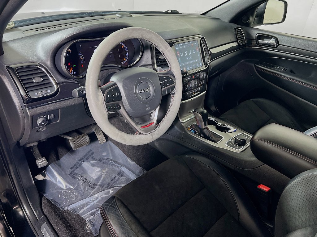 Used 2021 Jeep Grand Cherokee Trailhawk AWD/4WD image 9