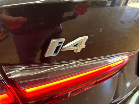 Used 2024 BMW i4 eDrive40 w/ Premium Package RWD image 11
