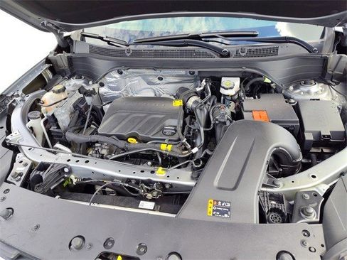 Used 2025 Chevrolet Trax LT w/ Driver Confidence Package image 20