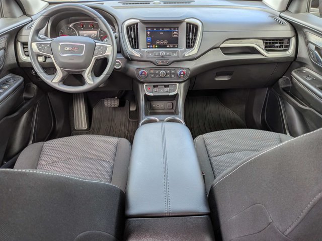 Used 2024 GMC Terrain SLE w/ Driver Convenience Package FWD image 15