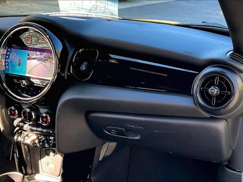 Used 2022 MINI Cooper S image 15