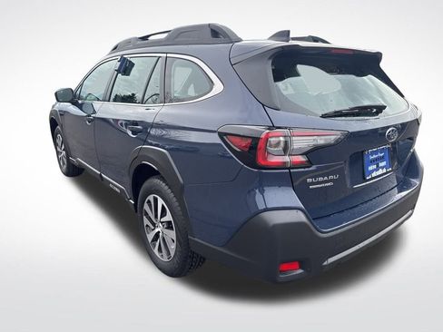 Certified 2025 Subaru Outback image 5