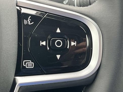 New 2026 Volvo XC60 T8 Core w/ Climate Package image 27