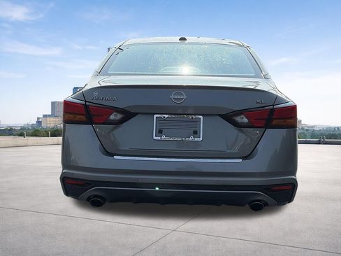 Certified 2023 Nissan Altima 2.5 SL FWD image 4