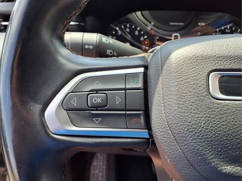 Used 2022 Jeep Compass Limited AWD/4WD image 17