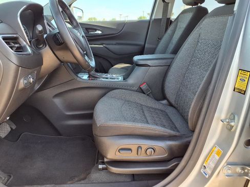 Used 2022 Chevrolet Equinox LT image 8
