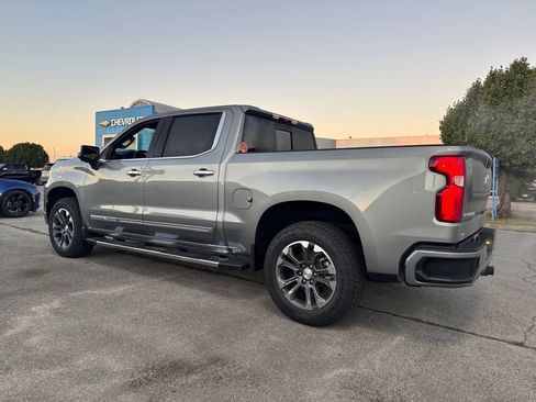 New 2026 Chevrolet Silverado 1500 High Country w/ Z71 Off-Road Package image 3