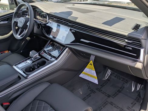 New 2026 Audi SQ7 Premium Plus image 9