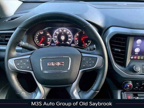 Used 2023 GMC Acadia AT4 w/ Technology Package image 8