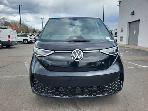 New 2025 Volkswagen ID. Buzz Pro S RWD image 9